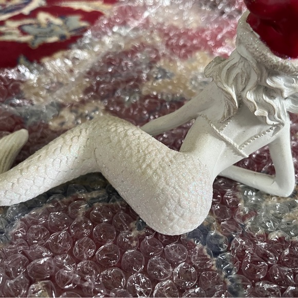 Mermaid Statue - Picture 3 of 3